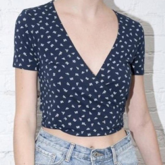 LOTS OF BRANDY - Picture 6 of 11